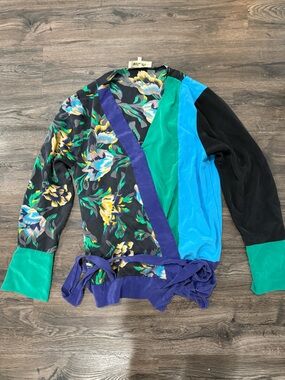 Diane Von Furstenberg Colorblock Silk Wrap Blouse in Teal, Turquoise & Blue